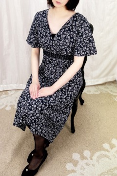 サムネイル1：平塚 梨乃