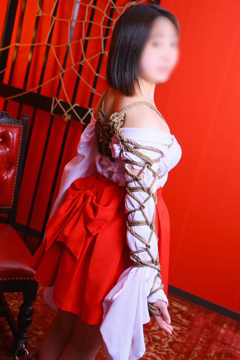 サムネイル2：早川 かすみ