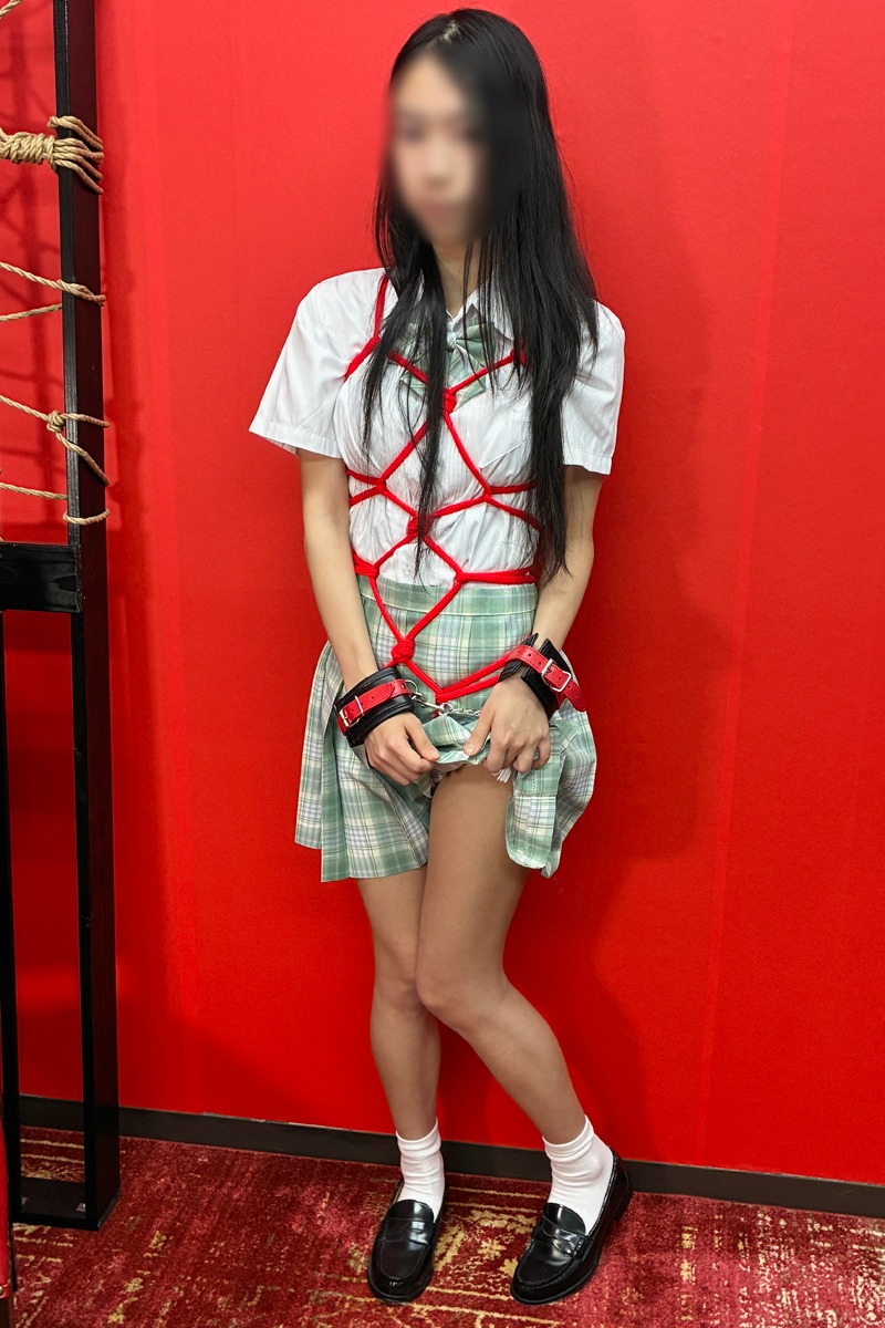 立花 ことね(22)