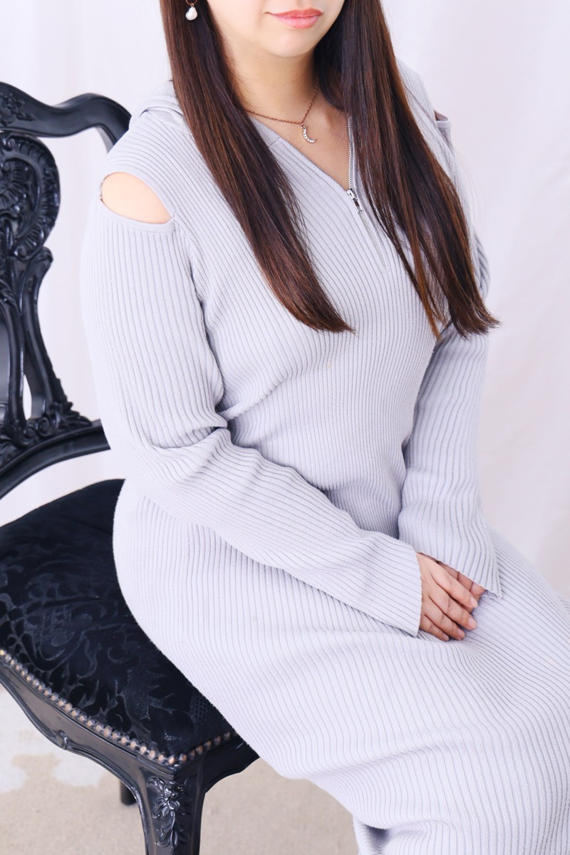 サムネイル2：加藤 あや