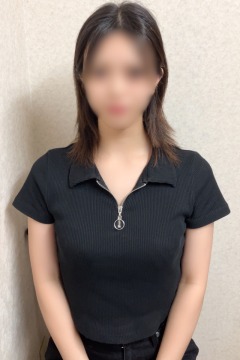 サムネイル1：ユイ